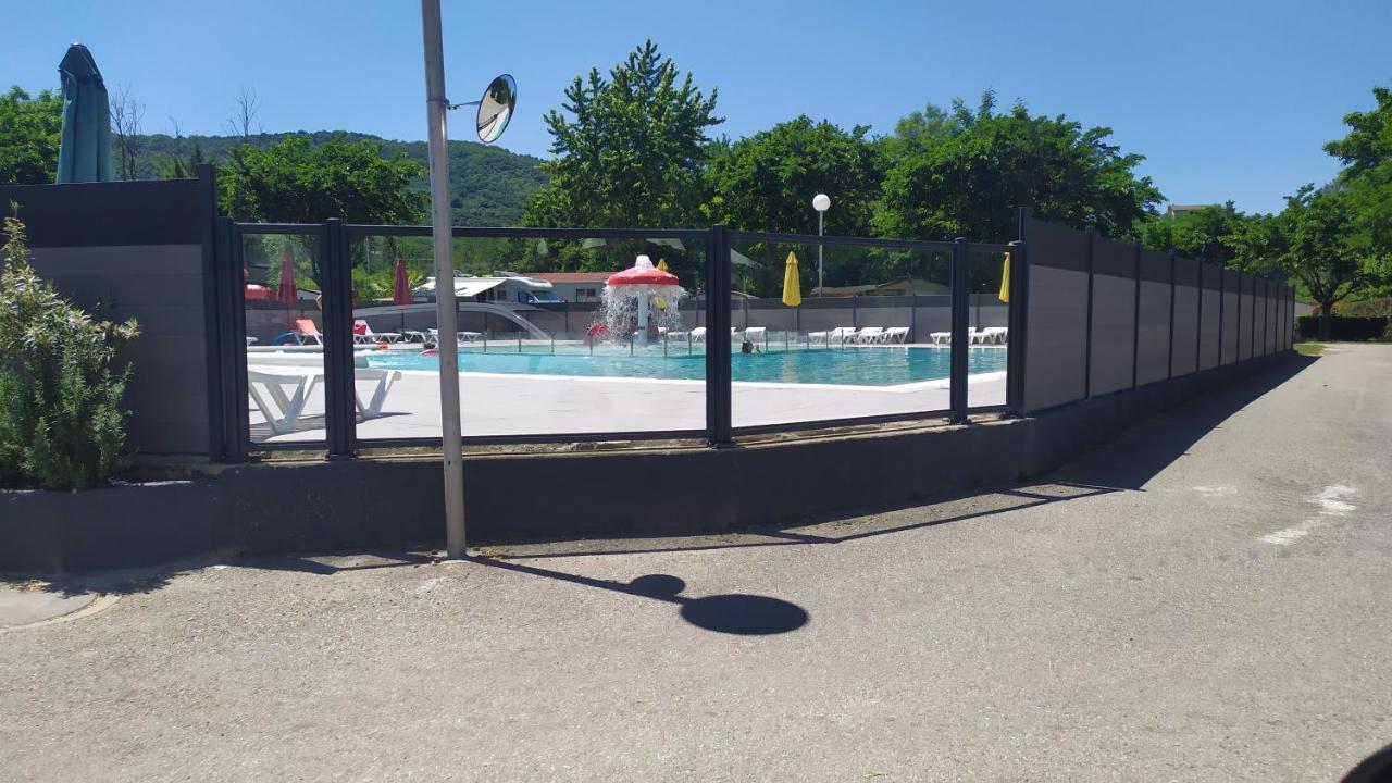 Mobil-Home Du Lac De Фуа Екстер'єр фото